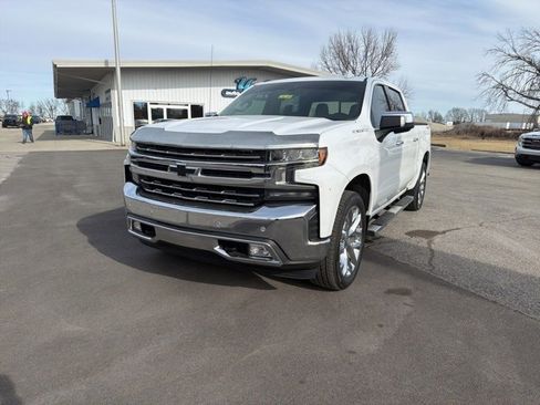 Used 2020 Chevrolet Silverado 1500 LTZ w/ LTZ Premium Package image 2