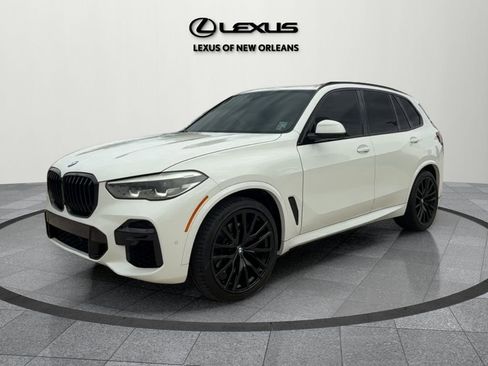 Used 2022 BMW X5 sDrive40i w/ M Sport Package image 3