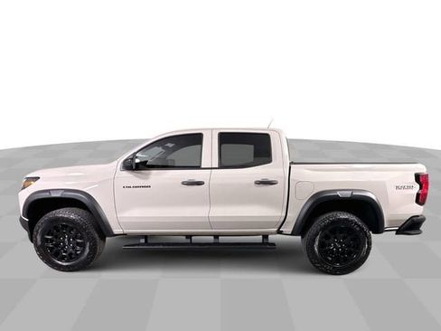 New 2026 Chevrolet Colorado Trail Boss AWD/4WD image 2