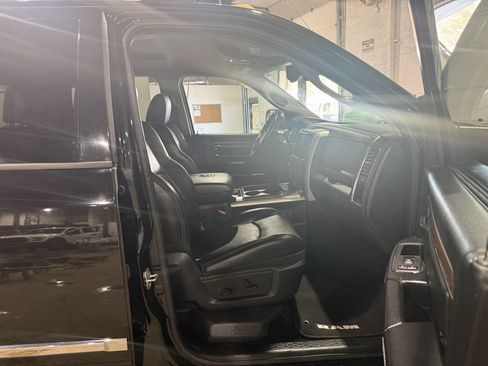 Used 2015 RAM 3500 Laramie image 17