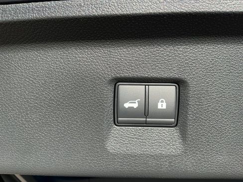 Certified 2026 INFINITI QX60 Luxe w/ Family Package image 32