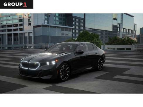 Used 2026 BMW 530i w/ M Sport Package RWD image 1