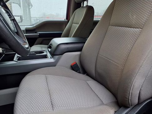 Used 2020 Ford F250 XLT w/ XLT Premium Package image 3