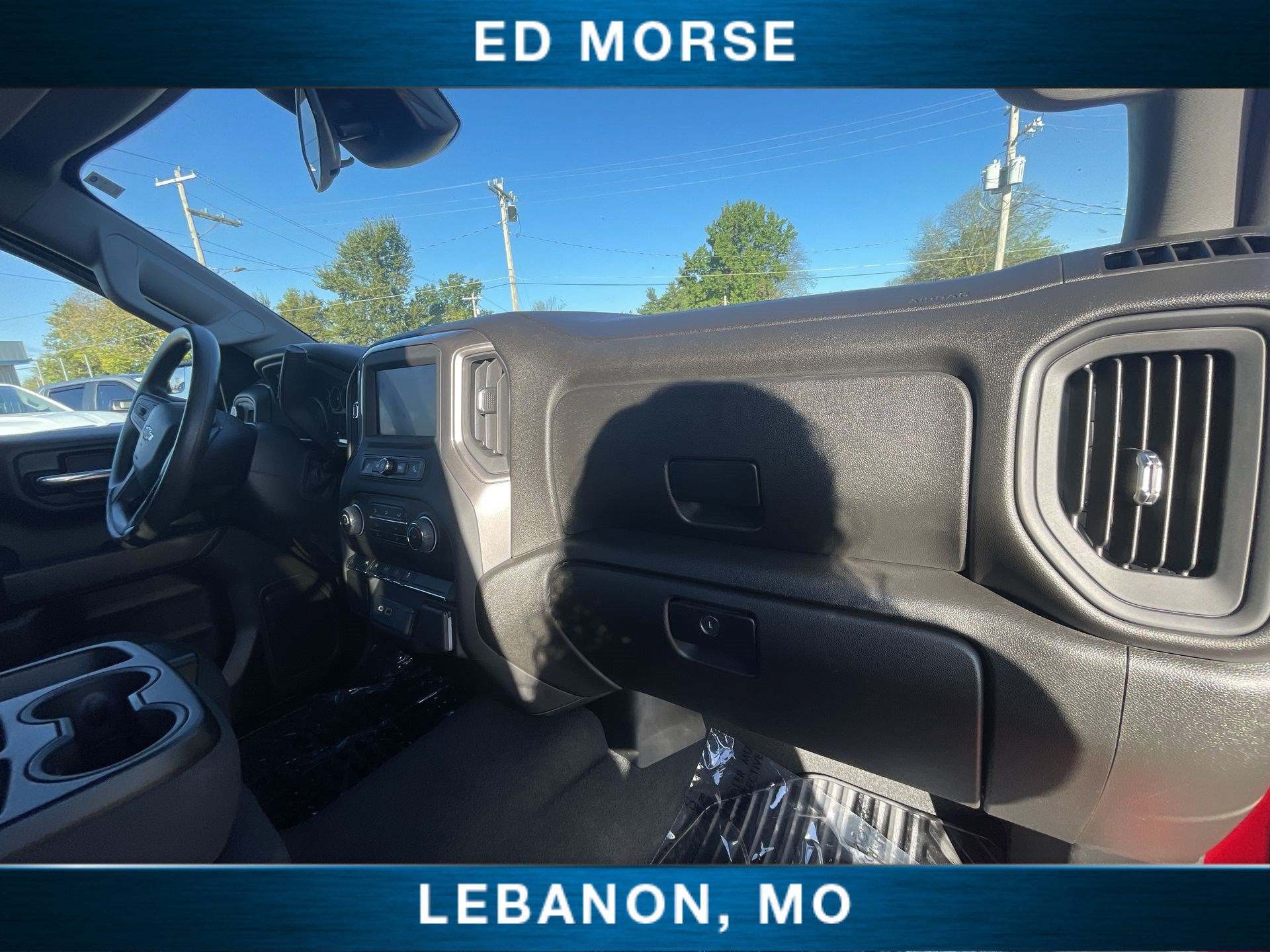 Certified 2025 Chevrolet Silverado 1500 Custom w/ Turbomax Blackout Package AWD/4WD image 28