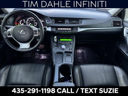 Used 2011 Lexus CT 200h image 2
