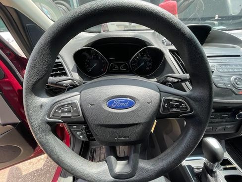 Used 2017 Ford Escape SE AWD/4WD image 11