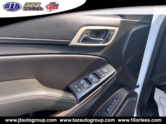 Used 2018 GMC Yukon Denali RWD image 11