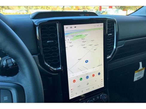 New 2025 Ford Ranger Lariat w/ FX4 Off-Road Package image 8