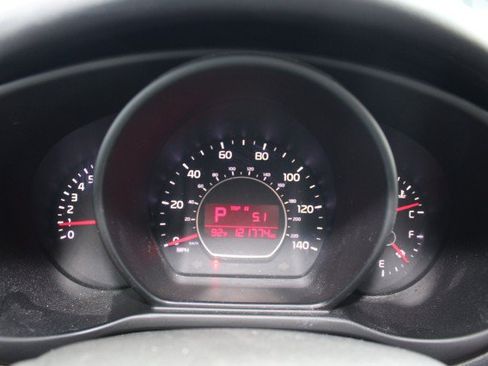 Used 2014 Kia Soul + w/ Primo Package FWD image 21