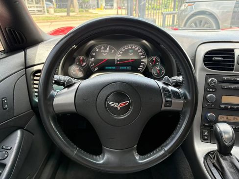 Used 2007 Chevrolet Corvette Convertible w/ Preferred Equipment Group RWD image 21
