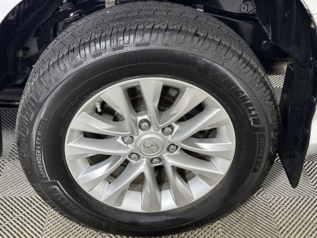 Used 2019 Lexus GX 460 Premium w/ Premium Package AWD/4WD image 34