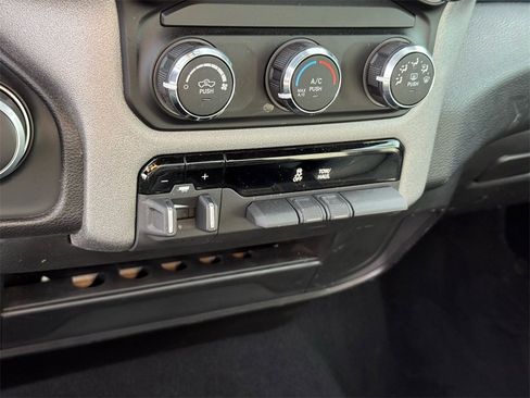 Used 2024 RAM 2500 Tradesman image 29