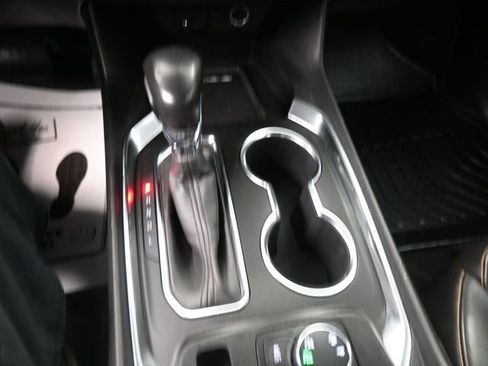 Used 2021 Chevrolet Traverse Premier w/ Redline Edition image 11