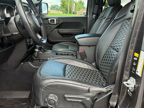 Used 2022 Jeep Gladiator Sport AWD/4WD image 10