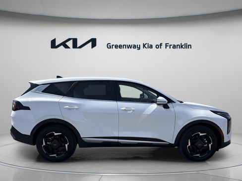 New 2026 Kia Sportage EX FWD image 8