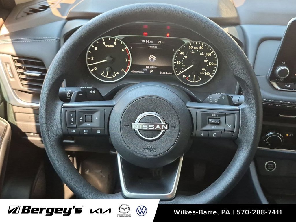 Used 2023 Nissan Rogue S AWD/4WD image 23