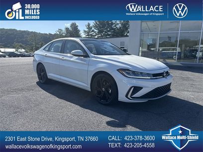 New 2025 Volkswagen Jetta SE