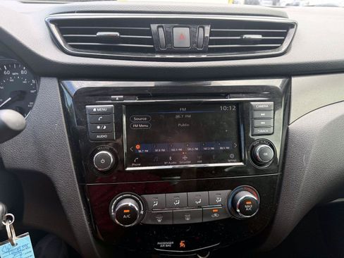 Certified 2022 Nissan Rogue Sport S FWD image 15
