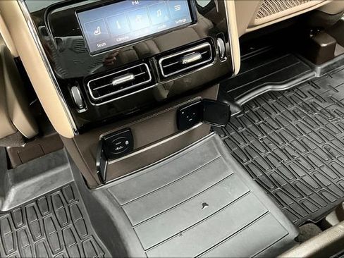Used 2021 Lincoln Aviator Reserve w/ Equipment Group 201A AWD/4WD image 16