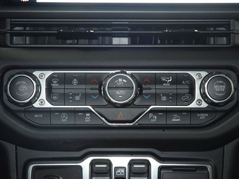 Used 2024 Jeep Wrangler Sahara w/ Technology Group image 34