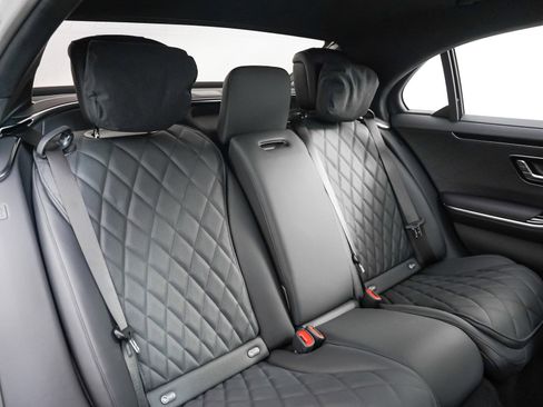 New 2026 Mercedes-Benz S 580 4MATIC Sedan image 10