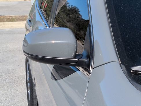 Used 2021 Jeep Cherokee Latitude Lux w/ Sun & Sound Group image 10