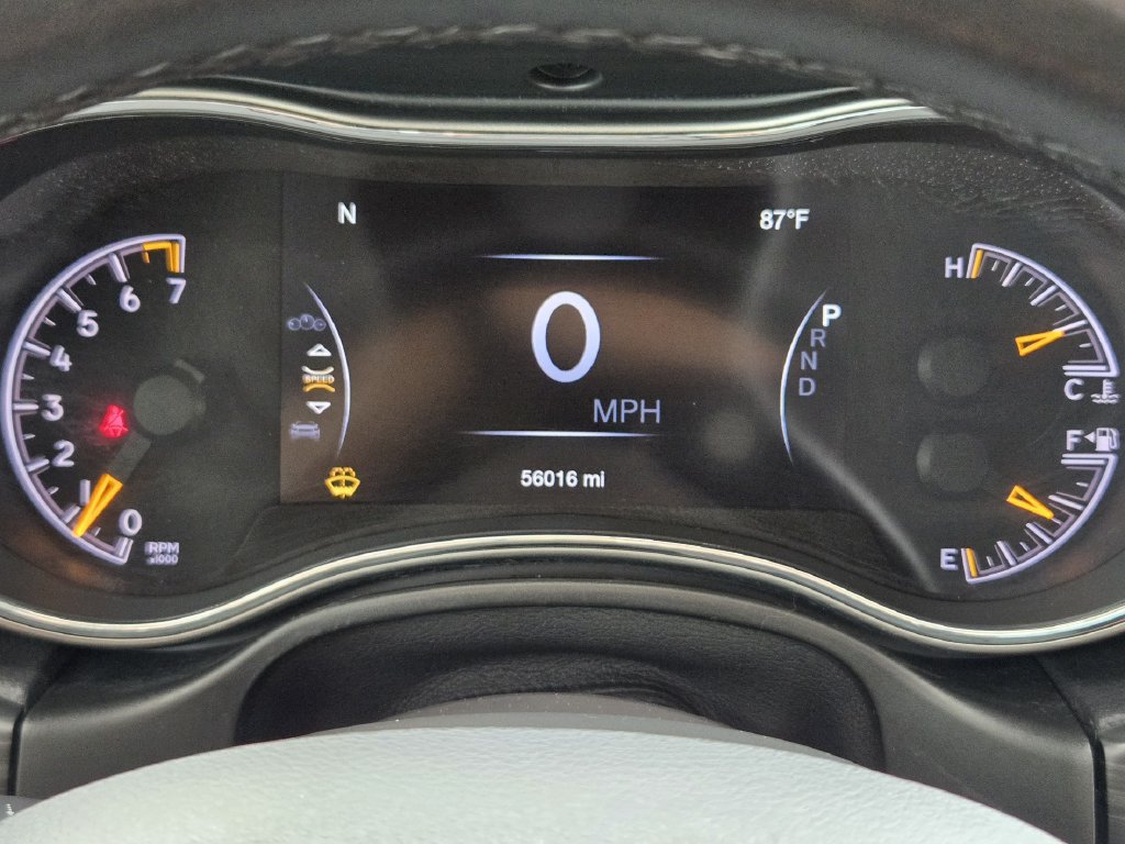 Used 2021 Jeep Grand Cherokee Limited AWD/4WD image 16