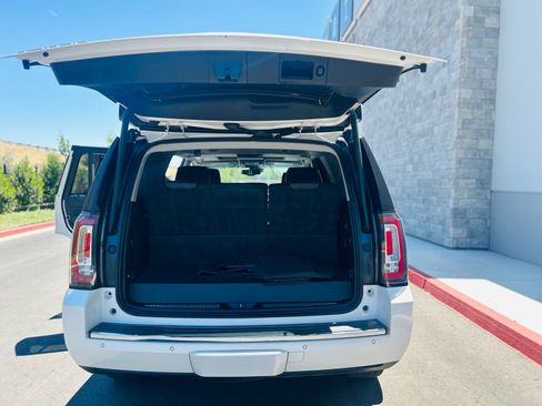 Used 2016 GMC Yukon Denali w/ Open Road Package AWD/4WD image 25