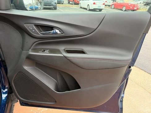 Used 2023 Chevrolet Equinox RS image 20