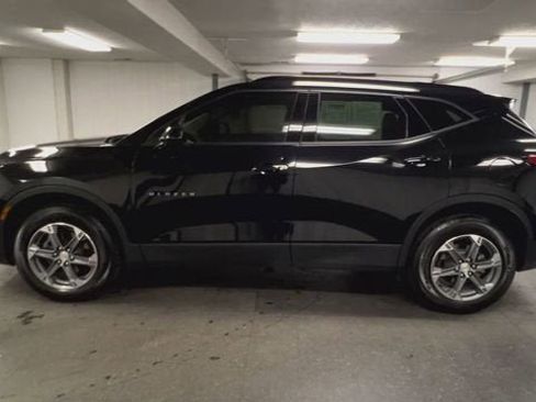 Certified 2024 Chevrolet Blazer LT w/ Convenience Package FWD image 5
