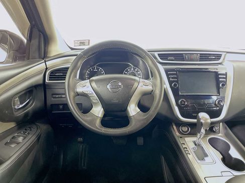 Used 2017 Nissan Murano SV image 20