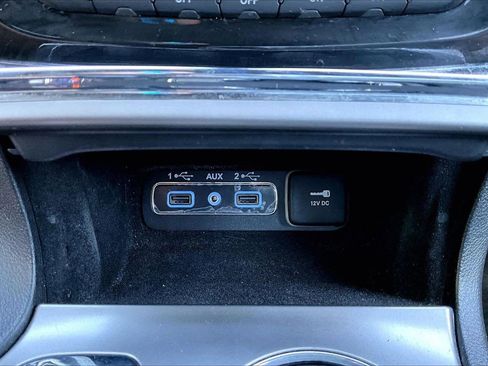 Used 2022 Jeep Grand Cherokee Limited AWD/4WD image 18