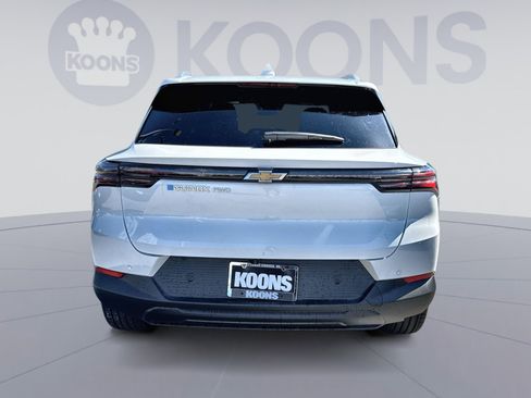 New 2026 Chevrolet Equinox EV LT image 5