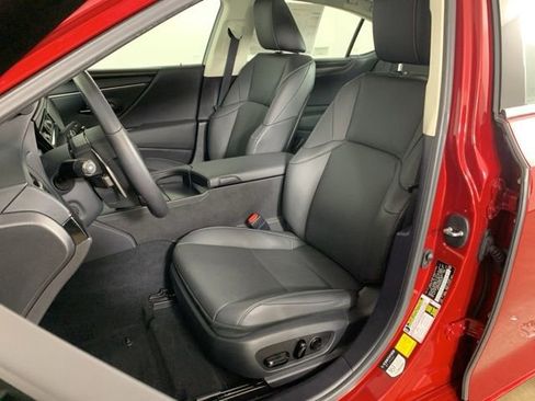 Certified 2025 Lexus ES 350 w/ Accessory Package (Z2) FWD image 29