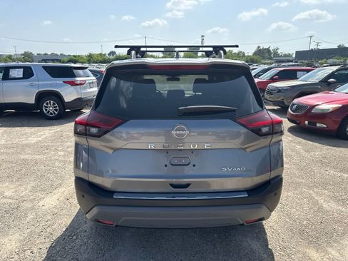 Used 2023 Nissan Rogue SV AWD/4WD image 13