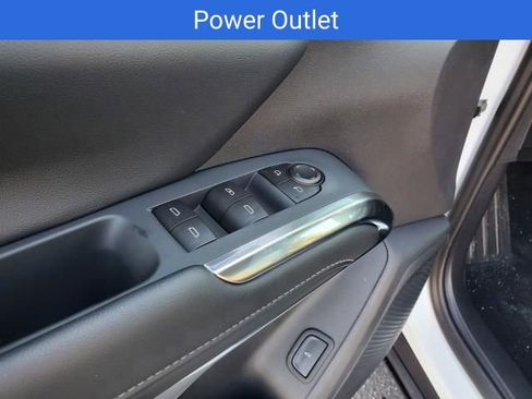 New 2026 Chevrolet Traverse LT w/ Driver Confidence Package image 15