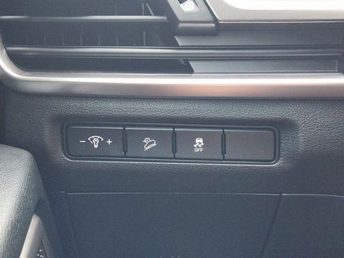 Used 2025 Kia Telluride LX image 23