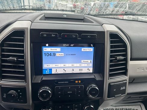 Used 2019 Ford F250 Lariat w/ Lariat Ultimate Package AWD/4WD image 14