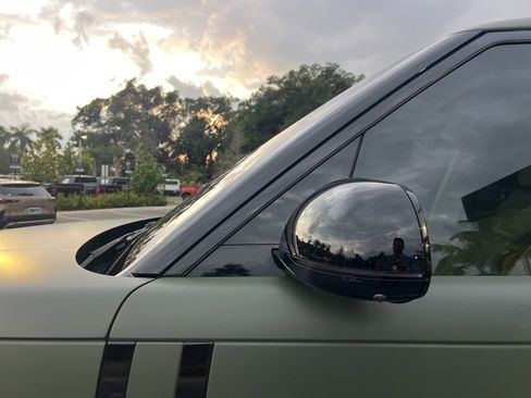 Used 2023 Land Rover Range Rover SE image 20