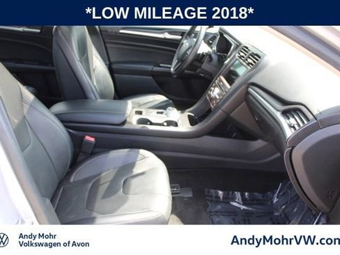 Used 2018 Ford Fusion Titanium AWD/4WD image 19