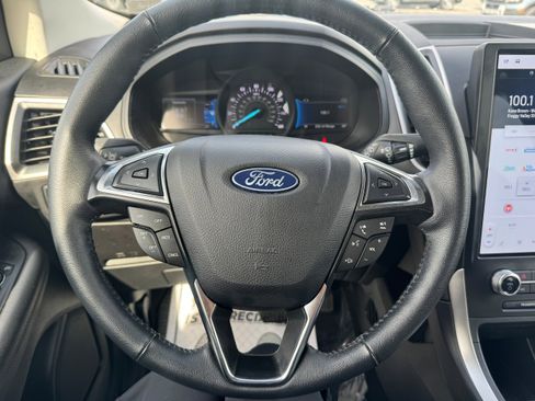 Certified 2024 Ford Edge SEL w/ Sport Appearance Package AWD/4WD image 15