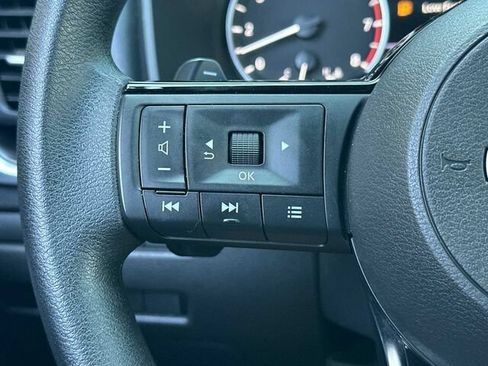 Used 2023 Nissan Rogue SV AWD/4WD image 28