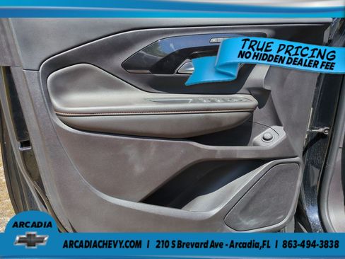 Used 2022 GMC Terrain AT4 AWD/4WD image 14