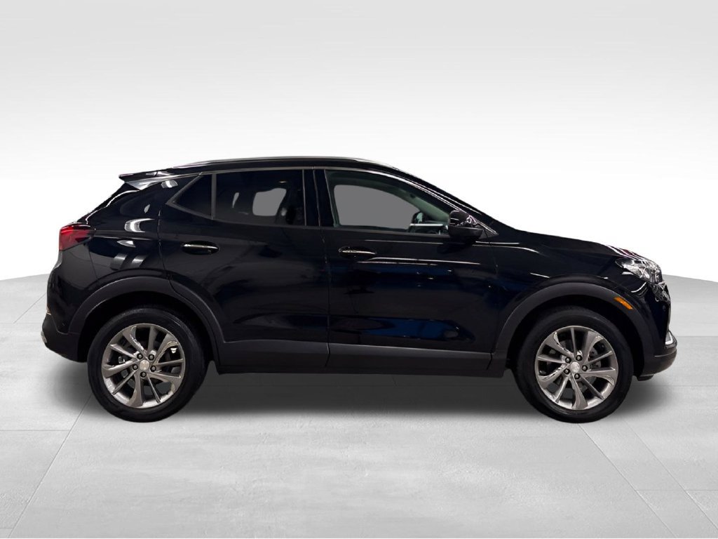 Used 2023 Buick Encore GX Essence w/ Experience Buick Package AWD/4WD image 30