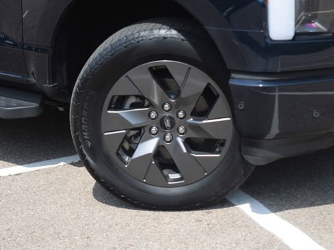 Used 2023 Ford F150 Lightning Lariat w/ Equipment Group 511A High AWD/4WD image 30