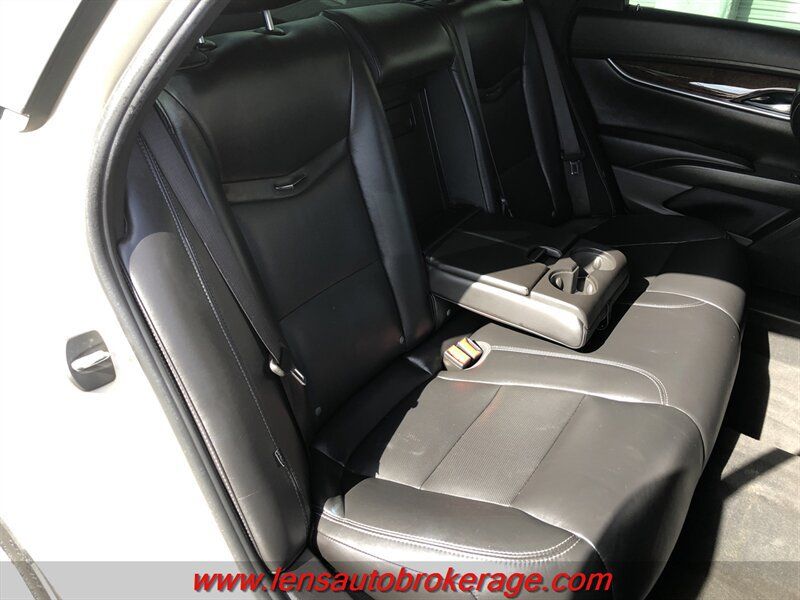 Used 2013 Cadillac XTS Premium FWD image 19