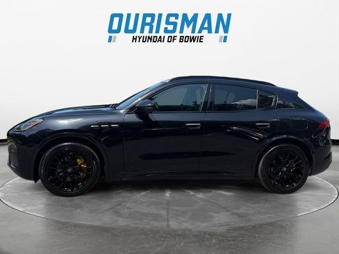 Used 2024 Maserati Grecale Modena AWD/4WD image 3