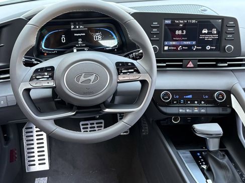 New 2025 Hyundai Elantra Sport image 11