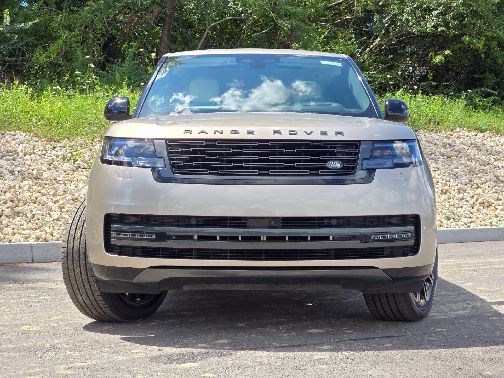New 2026 Land Rover Range Rover SE AWD/4WD image 9