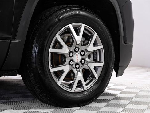 Used 2020 GMC Acadia SLT image 62